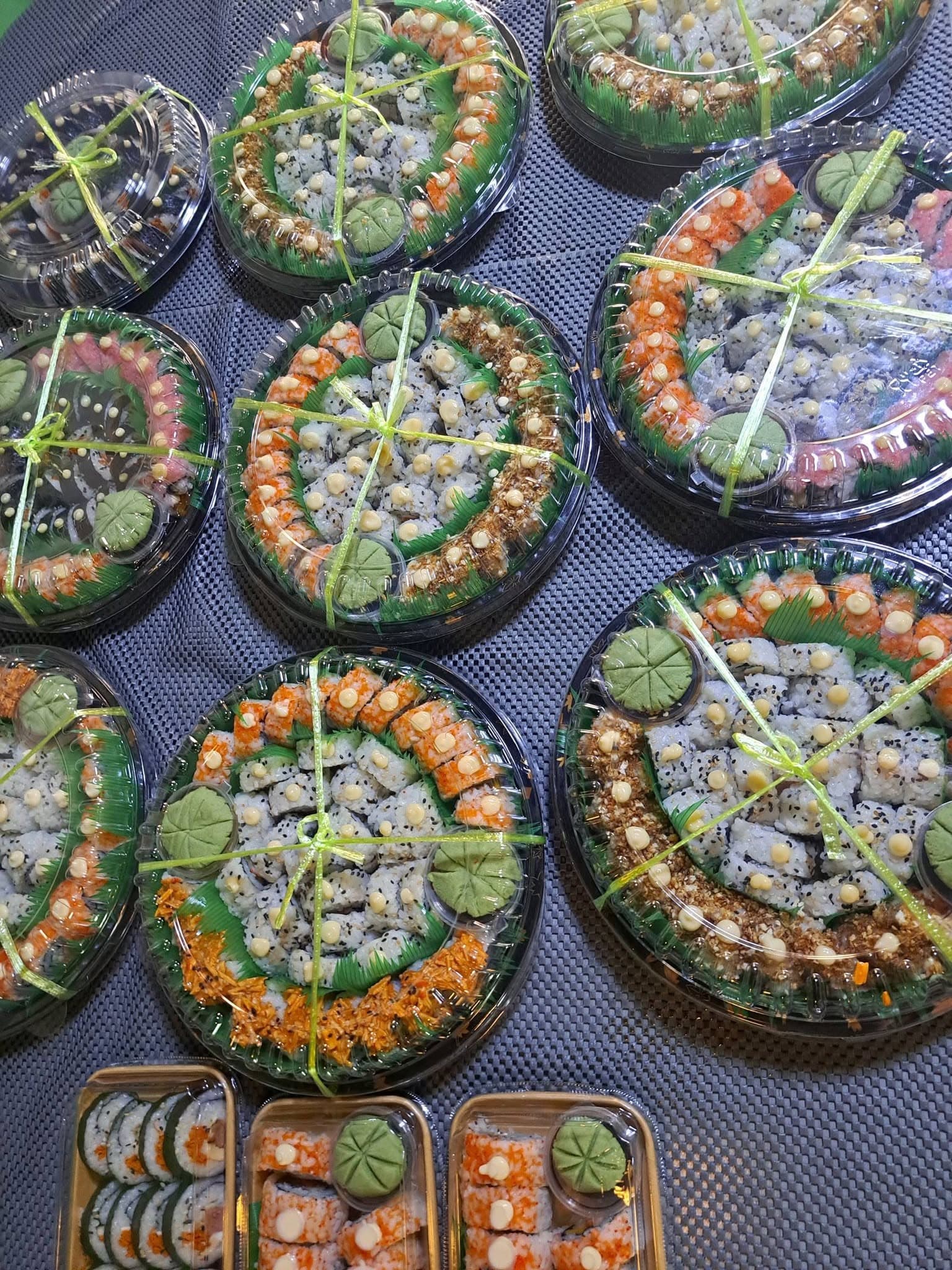 Freshly prepared Henessy Rølls sushi and kimbap order 40